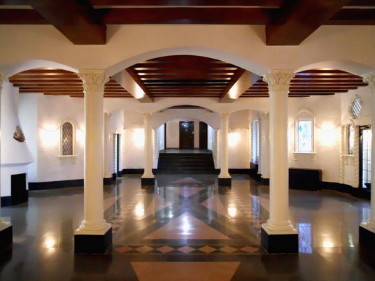 Interior, Wooden Beams