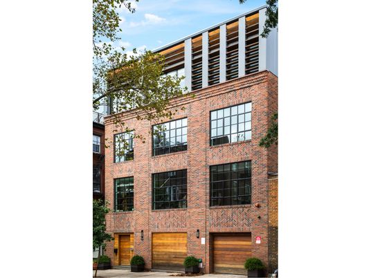 Attached, Exterior, Facade, Brick Facade, Rowhouse