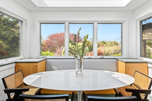 Dining room, Interior
