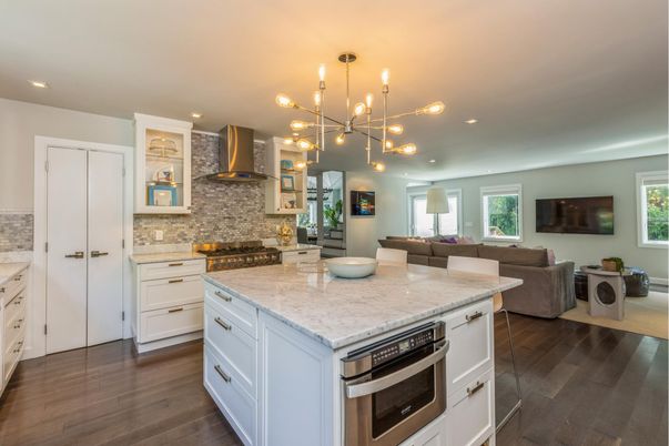 Interior, Kitchen, Living room, Pendant Lights, Recessed Lighting, Stainless Steel Appliances, Wood Texture Flooring