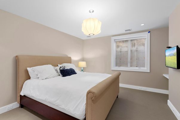 Bedroom, Interior, Pendant Lights, Recessed Lighting