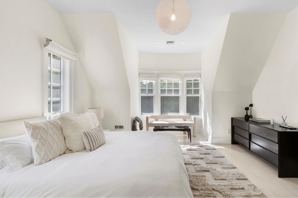 Bedroom, Interior, Pendant Lights, Recessed Lighting, Wood Texture Flooring