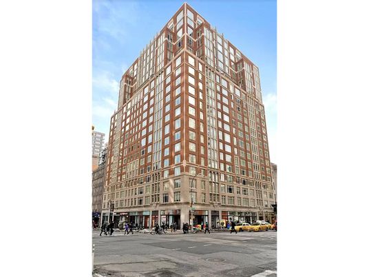 Exterior, Facade, Highrise