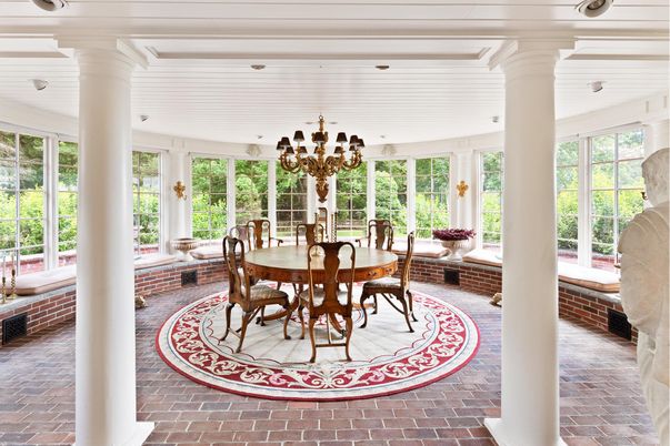 Chandelier, Dining room, Interior, Sun Room