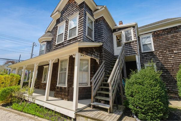 Exterior, Facade, Queen Anne Victorian