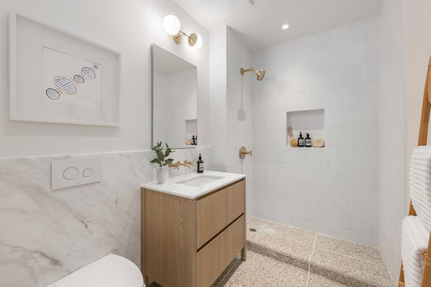 Bathroom, Interior, Recessed Lighting