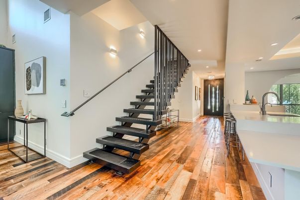 Interior, Recessed Lighting, Wood Texture Flooring