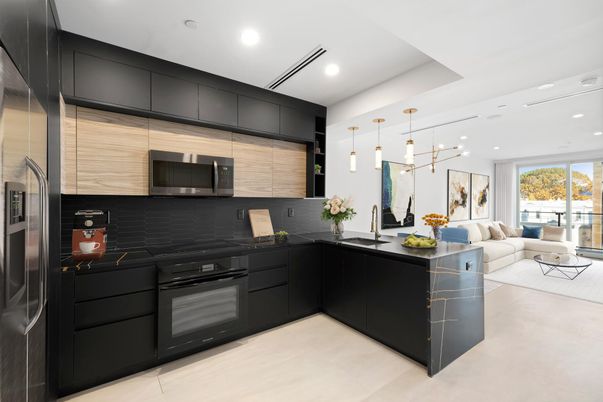 Interior, Kitchen, Living room, Pendant Lights, Recessed Lighting, Stainless Steel Appliances