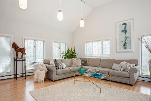 Interior, Living room, Pendant Lights, Wood Texture Flooring
