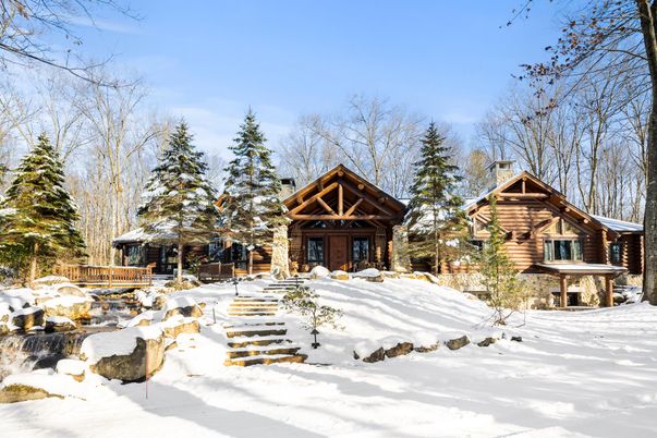 Backyard, Exterior, Facade, Log Home