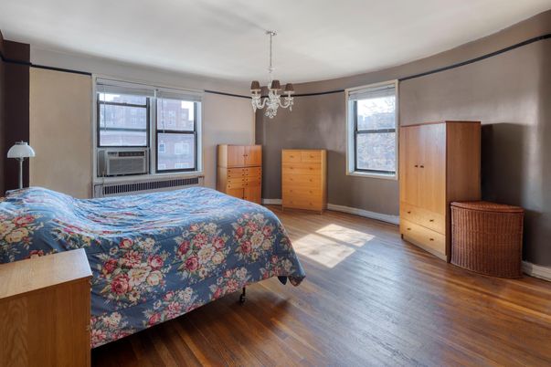 Bedroom, Interior, Pendant Lights, Wood Texture Flooring