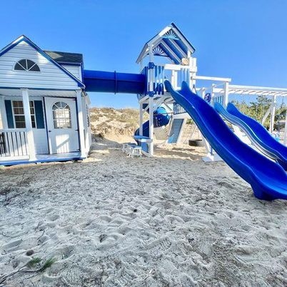 Backyard, Exterior, Playground