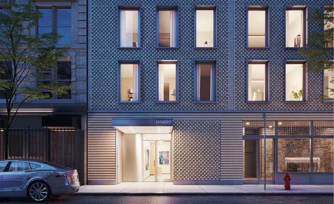 Exterior, Facade, Rowhouse