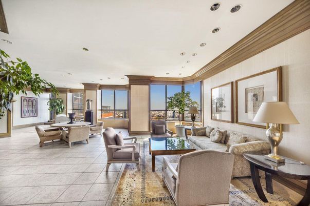 Dining room, Interior, Living room, Recessed Lighting