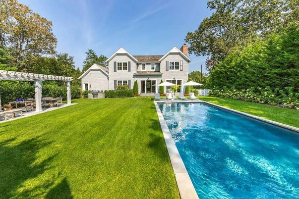Backyard, Exterior, Pool