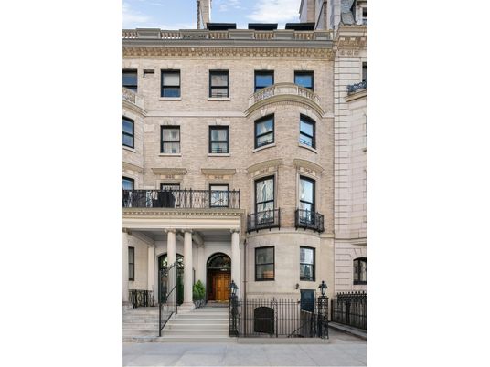 Exterior, Facade, Brick Facade, Brownstone