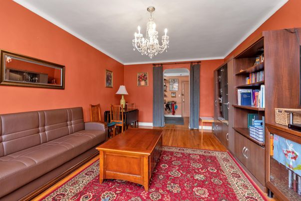 Chandelier, Interior, Wood Texture Flooring