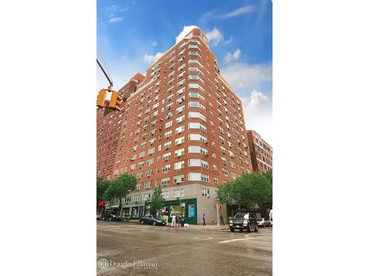 Exterior, Facade, Condo Building