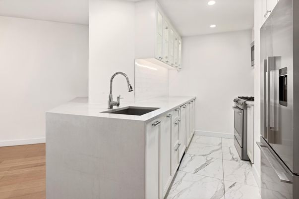 Interior, Kitchen, Marble, Recessed Lighting