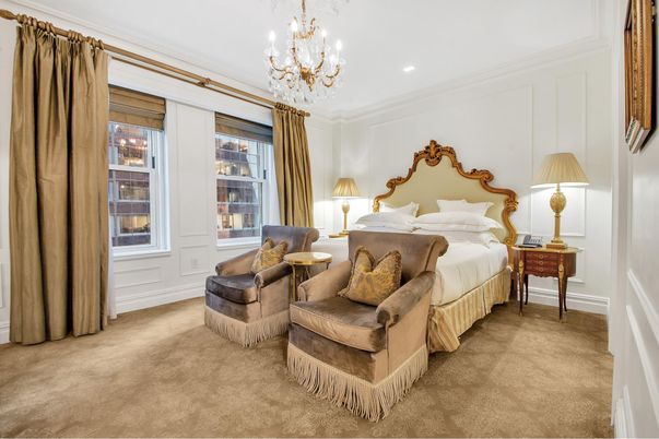 Bedroom, Chandelier, Interior, Recessed Lighting