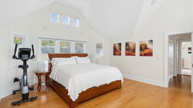 Bedroom, Fitness Equipment, Interior, Wood Texture Flooring