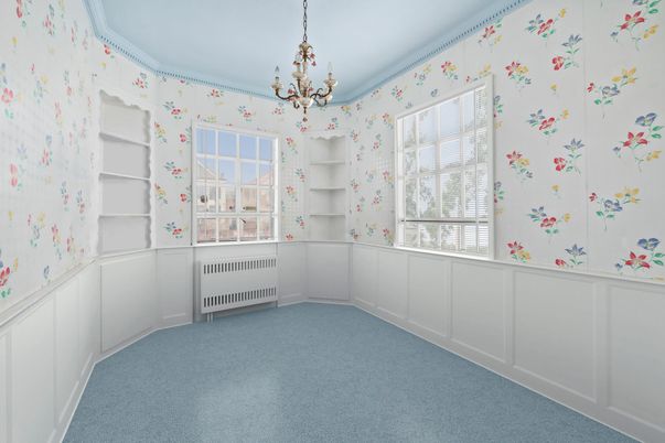 Chandelier, Empty room, Interior