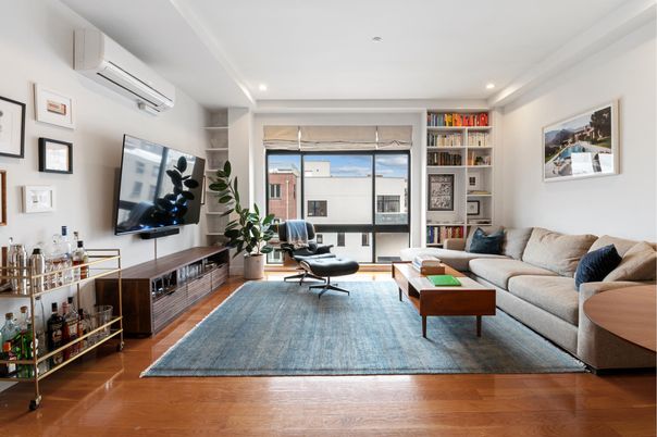 Interior, Living room, Recessed Lighting, Wood Texture Flooring