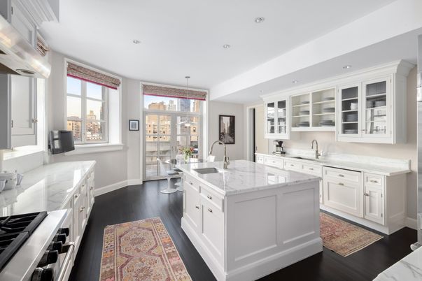 Dining room, Interior, Kitchen, Pendant Lights, Recessed Lighting, Wood Texture Flooring
