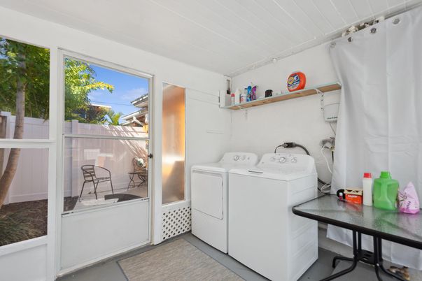 Interior, Washer