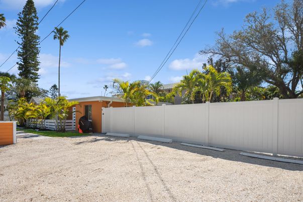 Backyard, Exterior