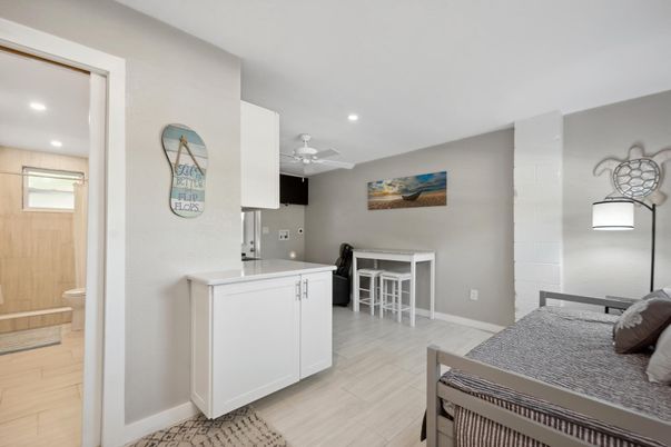 Bathroom, Bedroom, Interior, Recessed Lighting
