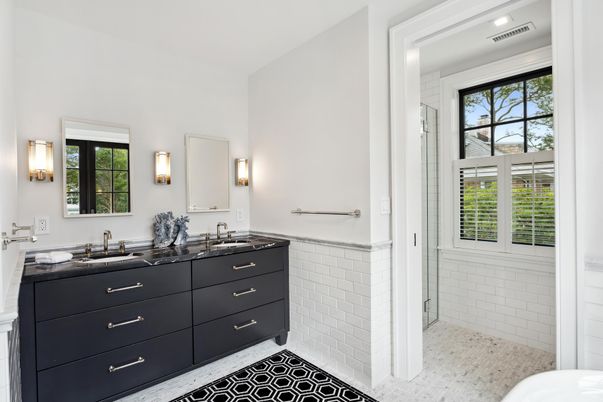 Bathroom, Dual Sink Vanities, Interior, Recessed Lighting