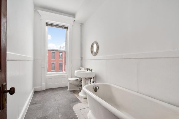 Bathroom, Free Standing Baths, Interior