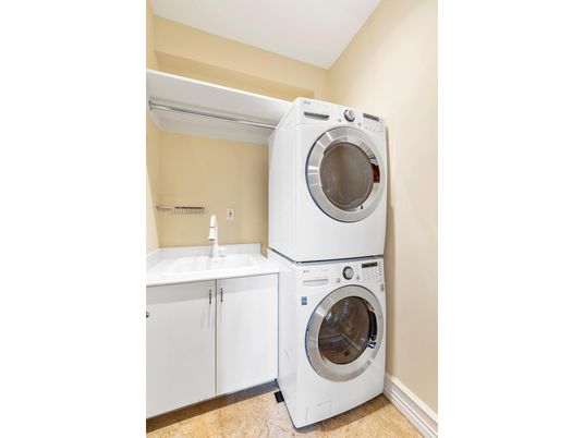 Interior, Utility Closets, Washer