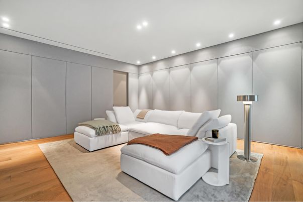 Interior, Living room, Recessed Lighting, Wood Texture Flooring