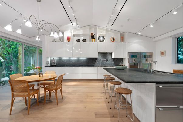 Dining room, Interior, Kitchen, Pendant Lights, Recessed Lighting, Stainless Steel Appliances, Wood Texture Flooring