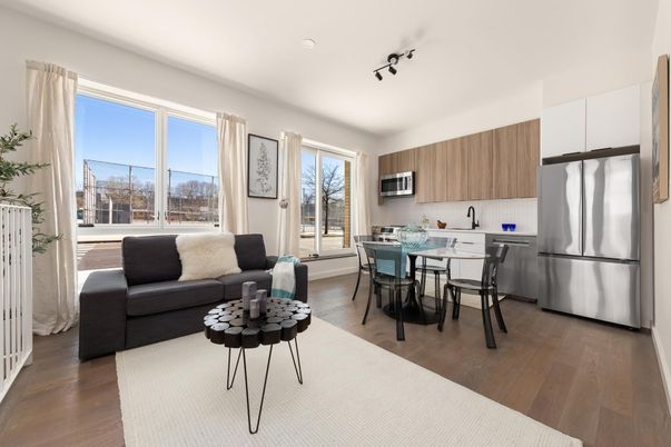 Dining room, Interior, Kitchen, Living room, Stainless Steel Appliances, Wood Texture Flooring