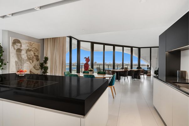 Dining room, Interior