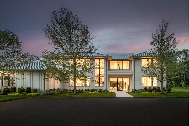 Backyard, Exterior, Facade, Modern