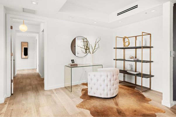 Interior, Pendant Lights, Recessed Lighting, Wood Texture Flooring