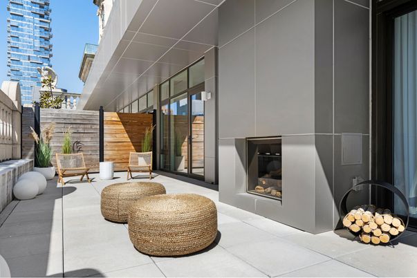 Exterior, Fireplace