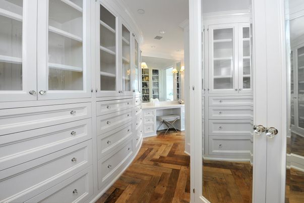 Interior, Walk-in Closets, Wood Texture Flooring