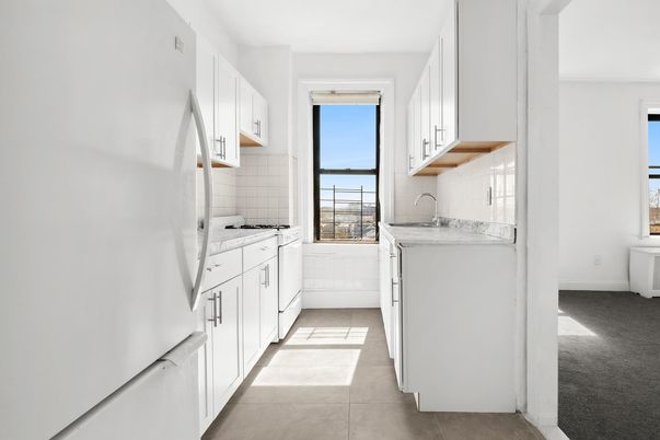 Interior, Kitchen, Tile Countertops