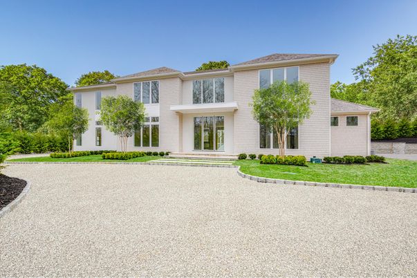 Exterior, Facade, French Provincial