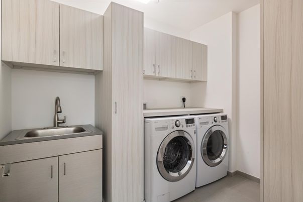 Interior, Washer