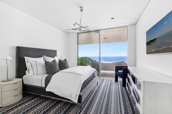 Bedroom, Interior, Water