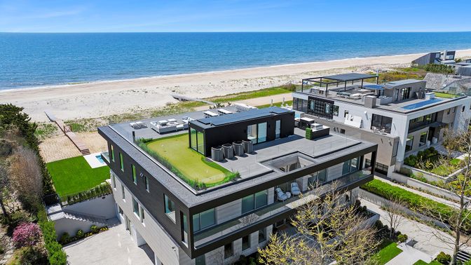 Exterior, Drone