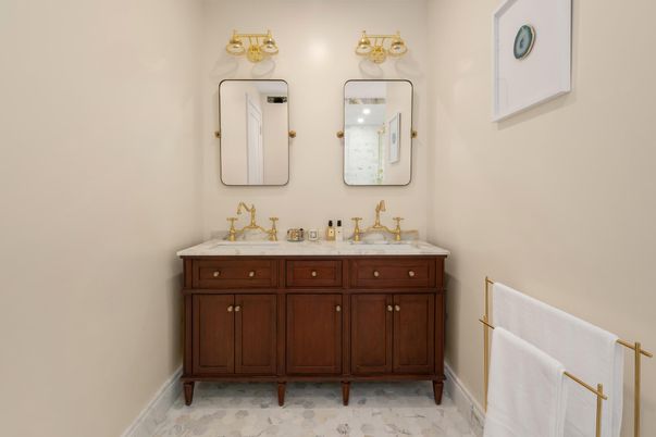 Bathroom, Dual Sink Vanities, Interior