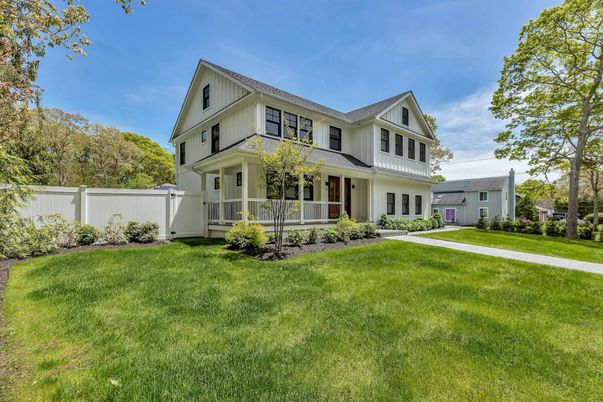 Backyard, Exterior, Facade, Farmhouse