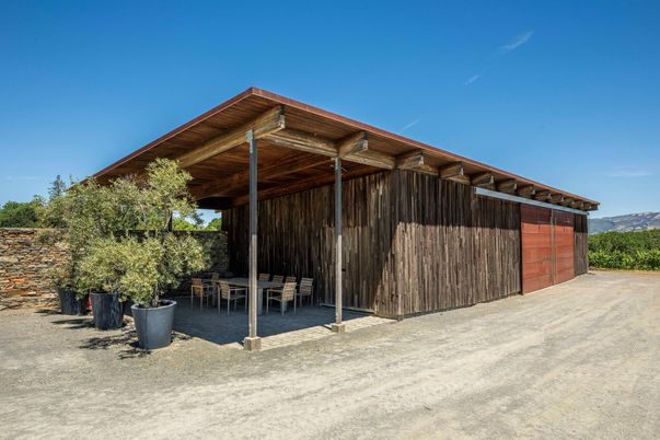 Detached Garage, Exterior